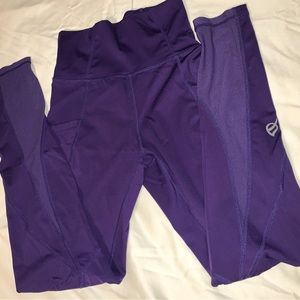 P’Tula
The Crystal "Driven For More" Legging: 25" - Electric Violet
S